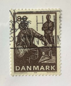 Denmark  1976 Scott 594 used - 80o, Danish Glass Production