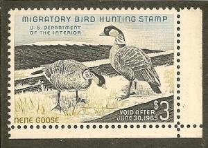 USA  Scott RW31 Ducks    Lightly signed, partial gum