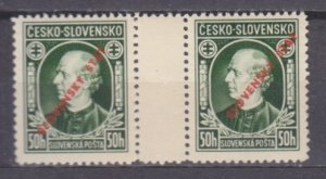 1939 Slovakia 24 Paar Andrej Hlinka - overprint red