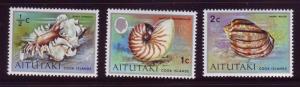 Aitutaki 82-84 Mint, hinged