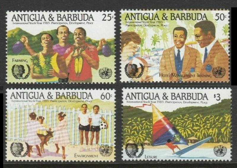 1985 Antigua and Barbuda 868-871 International Youth Year 6,00 €