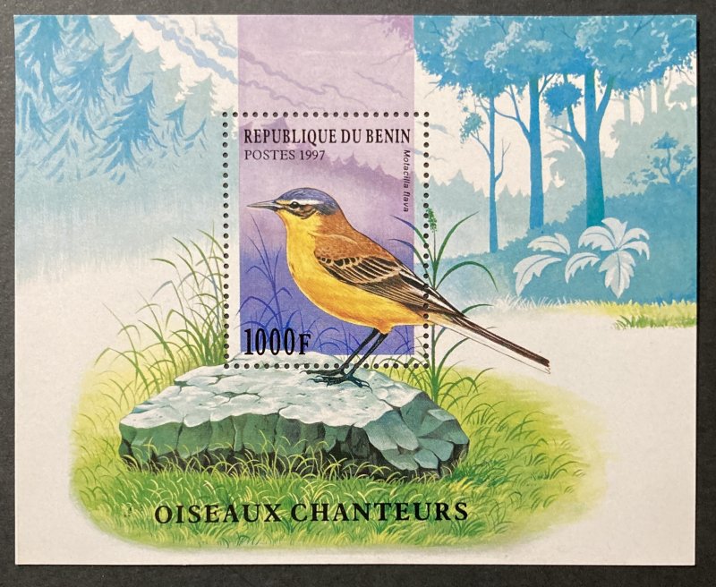 Benin 1997 #1000 S/S, Songbirds, MNH.