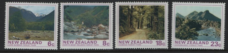 NEW ZEALAND 577-580  MINT HINGED