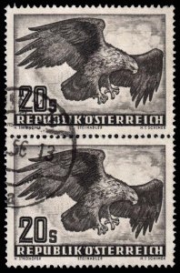 Austria - Scott C60 - Used - Attached Vertical Pair