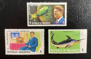 Maldives #436,472,631 MNHOG NASA Space Kennedy / First telephone / Swordfish