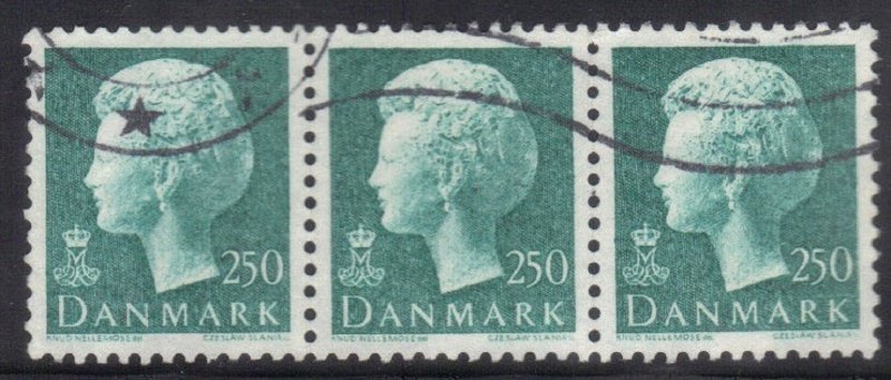 DENMARK SCOTT# 642 *USED*  250o STRIP OF 3 1979-82  SEE SCAN