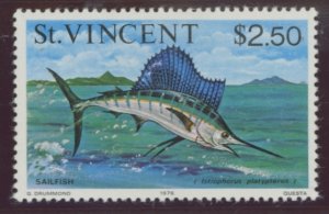 St. Vincent #423a Mint (NH) Single