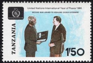 Tanzania 351 - Mint-NH - 1.50sh International Peace Year (1986) (cv $0.55)