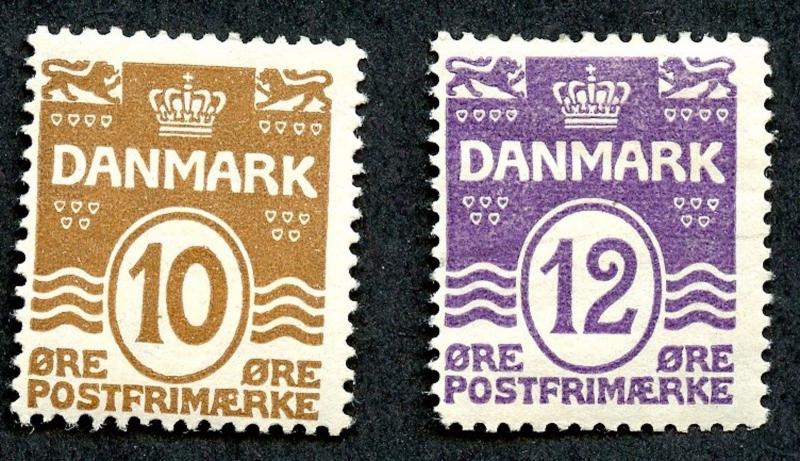 Denmark Sc# 95-96 - High Values of Set, MHR.  SCV $27.25