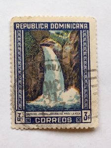 Dominican Rep–1946–Single “Famous Place” Stamp –SC# 424 – Used