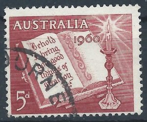 Australia 1960 - Christmas - SG338 used