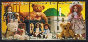 New Zealand 2000 Dolls & Teddy Bears Mint MNH Block SC 1686a