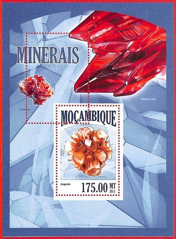 A4277 - MOZAMBIQUE - ERROR MISPERF Souvenir sheet: 2013, Minerals, Geology
