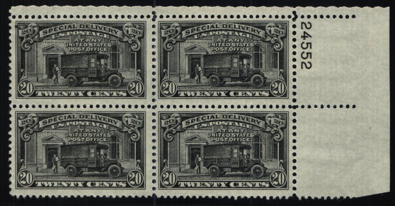 Scott #E18-E19 VF - Special Delivery - MNH - P# Block of 4 - 1944,51