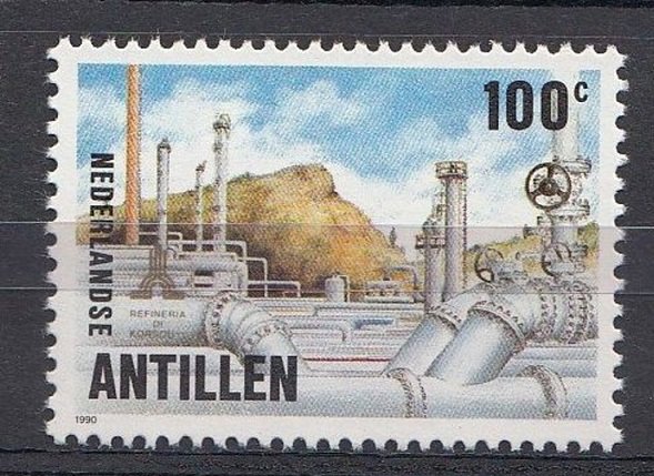 1990 Netherlands Antilles 699 Industry / Oil Refinery 1,70 €