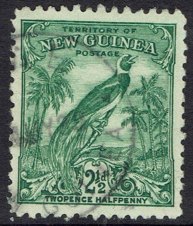 NEW GUINEA 1932 UNDATED BIRD 21/2D USED 