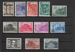 Vatican City  Scott#  122-31, E11-2  MNH