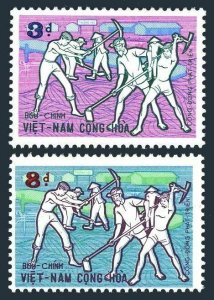 Viet Nam South 413-414, MNH. Michel 489-490. Community 1972. Road workers.