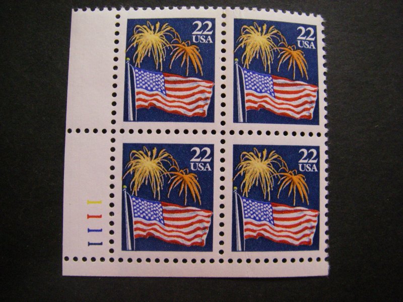 Scott 2276, 22 cent Flag & Fireworks, PB4 #1111 LL, MNH Regular Beauty