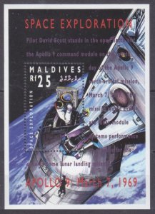 1994 Maldive Islands 2271/B320 Astronaut David Scott Apollo 9 5,00 €