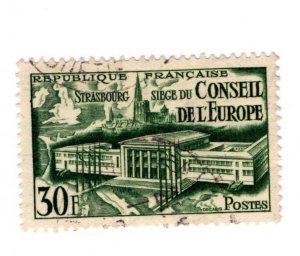 France #679 - Used - CAT VALUE $5.25