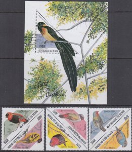 BENIN Sc# 1204-7 CPL MNH SET of 6 (TRIANGLES) + SOUVENIR SHEET of BIRDS