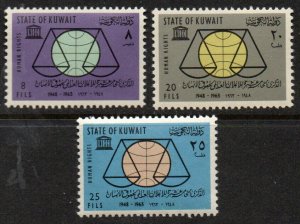 Kuwait Sc #222-224 Mint Hinged