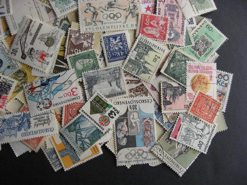 Czechoslovakia about 500 primarily older mixture (duplicates, mixed condition)