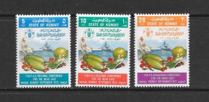 FISH - KUWAIT #557-9  F.A.O. CONFERENCE  MNH