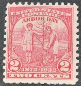 DYNAMITE Stamps: US Scott #717  MINT