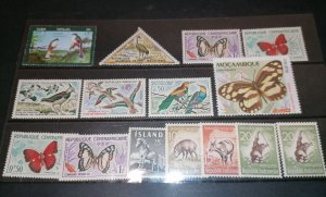 Large world lot stamps, blocks,minisheets mostly MNH see photos