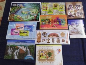 India 2003 Year Pack of 9 M/s on Aero India Medicinal Plants Joints Issue Snakes