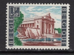 Belgium  #B730  MNH  1962  Ypres   war memorial