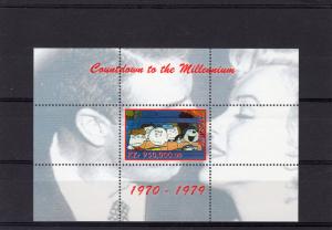 Angola 1999 PEANUTS CARTOON 1970-1979 S/S (1) Perforated MNH VF