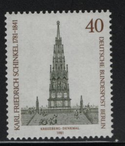 BERLIN   9N463 MNH ISSUES