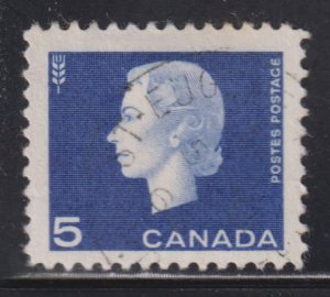 Canada 405 Queen Elizabeth II Cameo 5¢ 1963