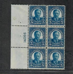 US Sc#557 M/NH/F-VF, Plate Block, Cv. $375