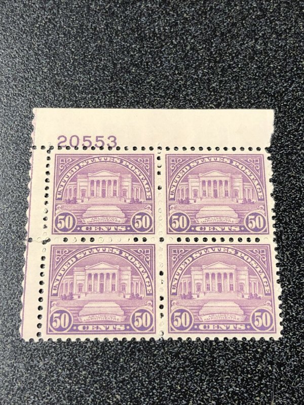 US 701 50c Arlington Amphitheater Mint Plate Block Of 4 - Superb / Mint NH 