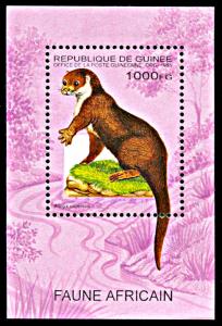 Guinea 1285, MNH, Cape Clawless Otter souvenir sheet