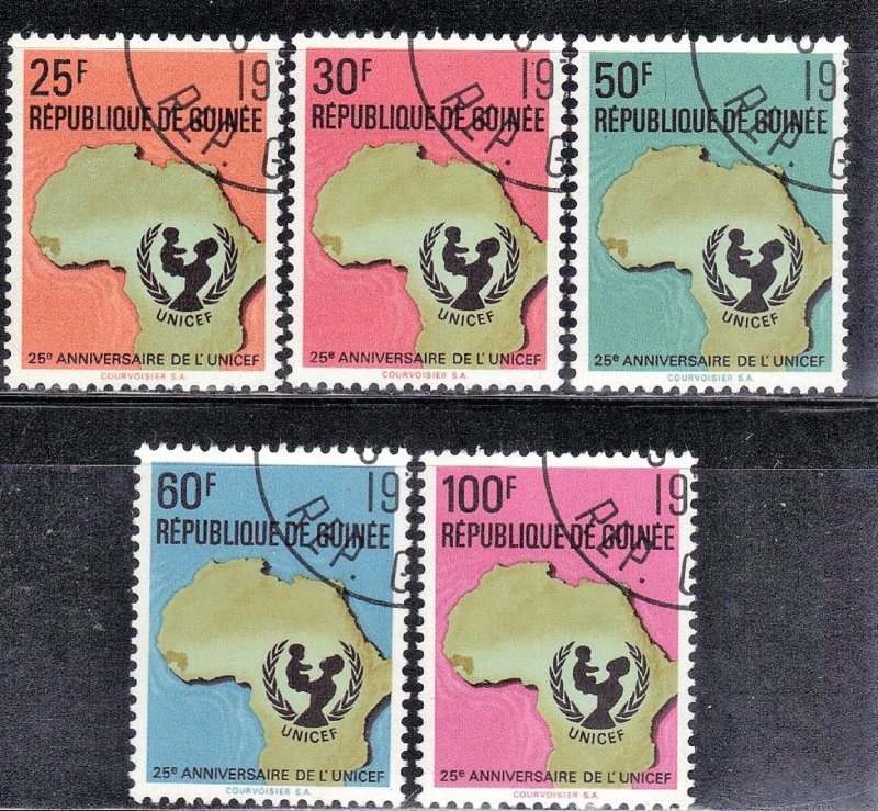 GUINEA SC# 588-92  CTO   1971  SEE SCAN