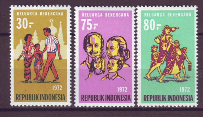 J21052 Jlstamps 1972 indonesia set mh #828-30 people