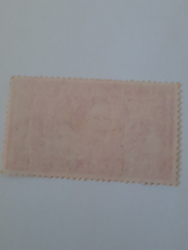 Queen Elizabeth ll 2 1/2d Postage Revenue Stamp MINT Great Britain