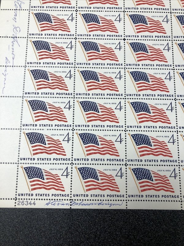 US 1132 U.S. Flag 4 Cent Sheet Of 50   Signed Twice By Designer Steven Dohanos.