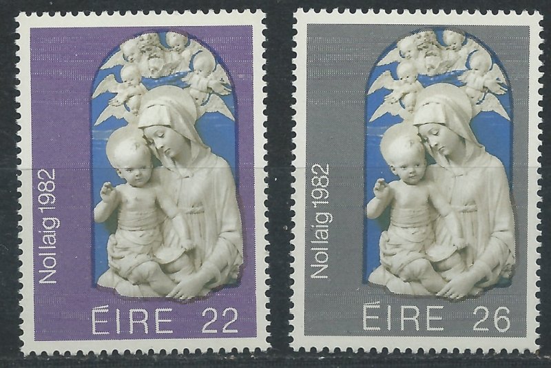 Ireland 1982 - Christmas - SG530-531 MNH