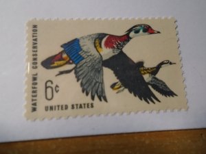 United States  #  1362  MNH   Birds