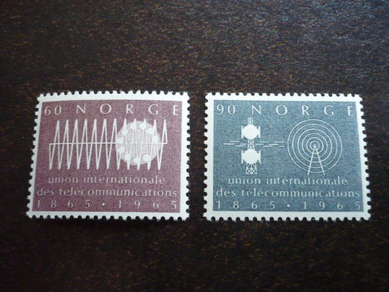Stamps - Norway - Scott# 472-472 - Mint Never Hinged Set of 2 Stamps