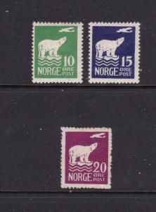 Norway x 3 MH from the 1925 Air set