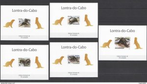 Lx139 Imperf 2016 Mozambique Wwf Otters Lontra-Do-Cabo !!! Uv Cardboard 5Bl Mnh