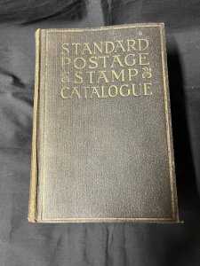 Scott's Standard Postage Stamp Catalogue - 1932