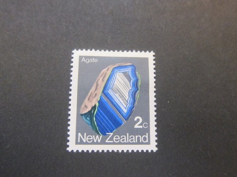 New Zealand 1982 Sc 756 MH